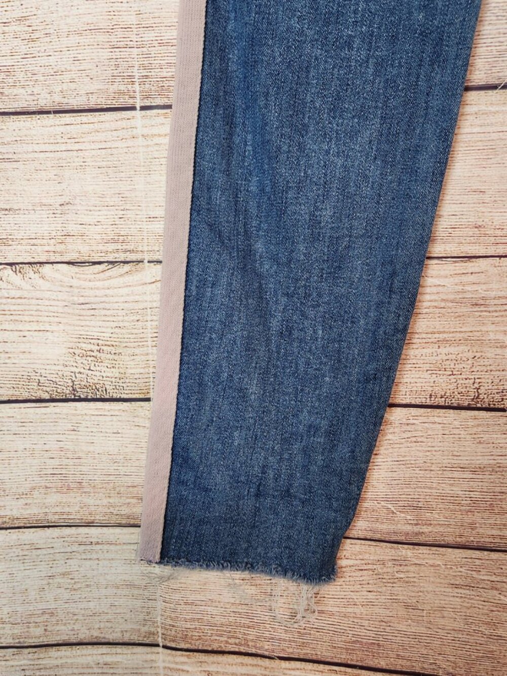 Mother Jeans Thunder Struck Racer Stripe Size 30 by 29 Inseam Raw Hem - Picture 8 of 15